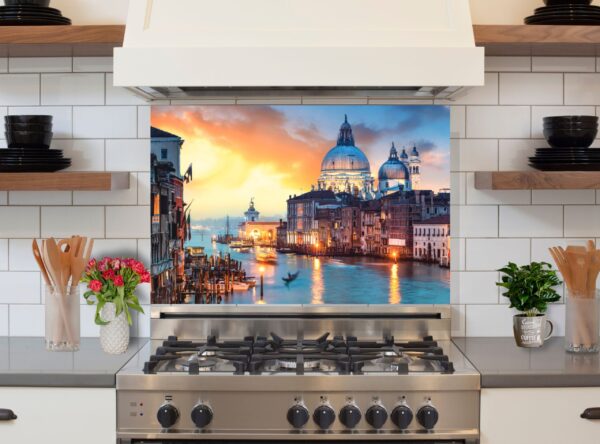 Venice Italy Artwork 5/32″ Glass Backsplash - Image 6