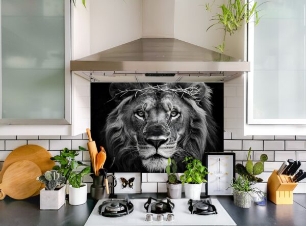 Close-Up Of Lion_s Face With Intense Gaze And Thorns - Image 9