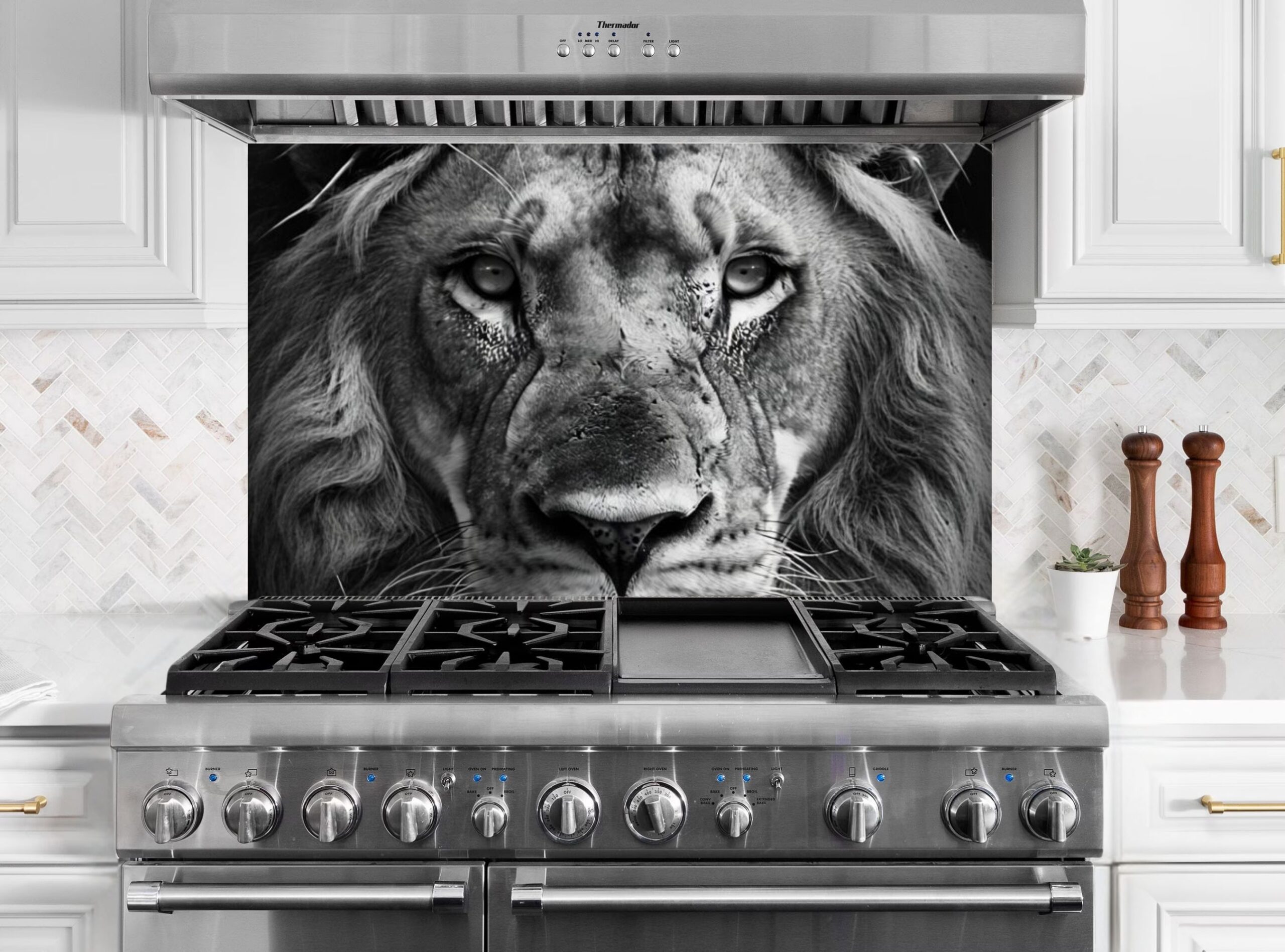 Intense Close-Up Of A Lion_s Face With Dramatic Thorns - Image 6